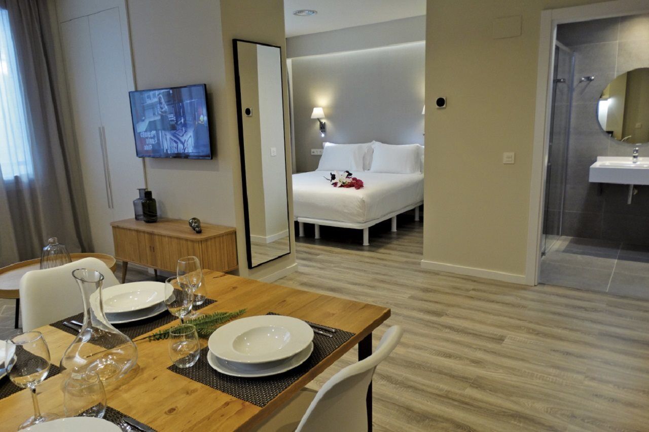 Apartahotel Center By Abba 4*