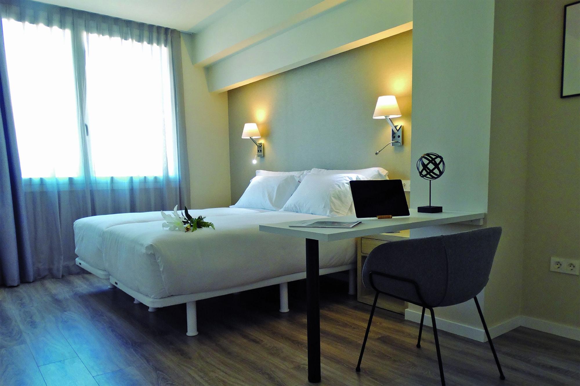 Apart-hotel Center By Abba 4*